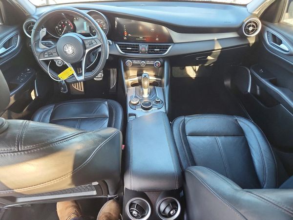 2017 ALFA ROMEO GIULIA RWD