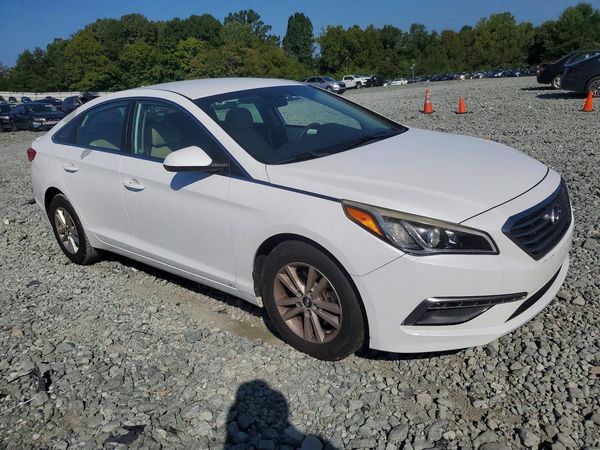 2015 HYUNDAI SONATA — Passenger 3/4