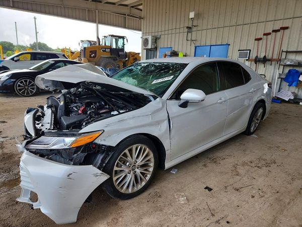 2020 TOYOTA CAMRY — DSFA — Front 3/4