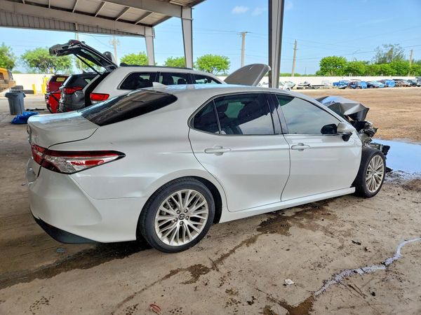 2020 TOYOTA CAMRY XLE — PSRA