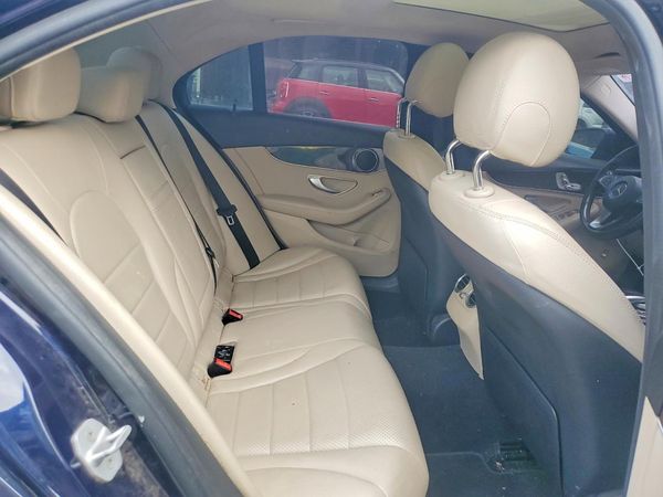 2016 MERCEDES-BENZ C C300