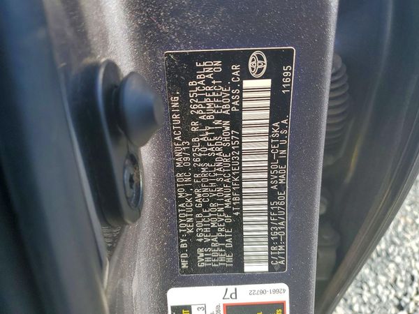 2014 TOYOTA CAMRY — VINS