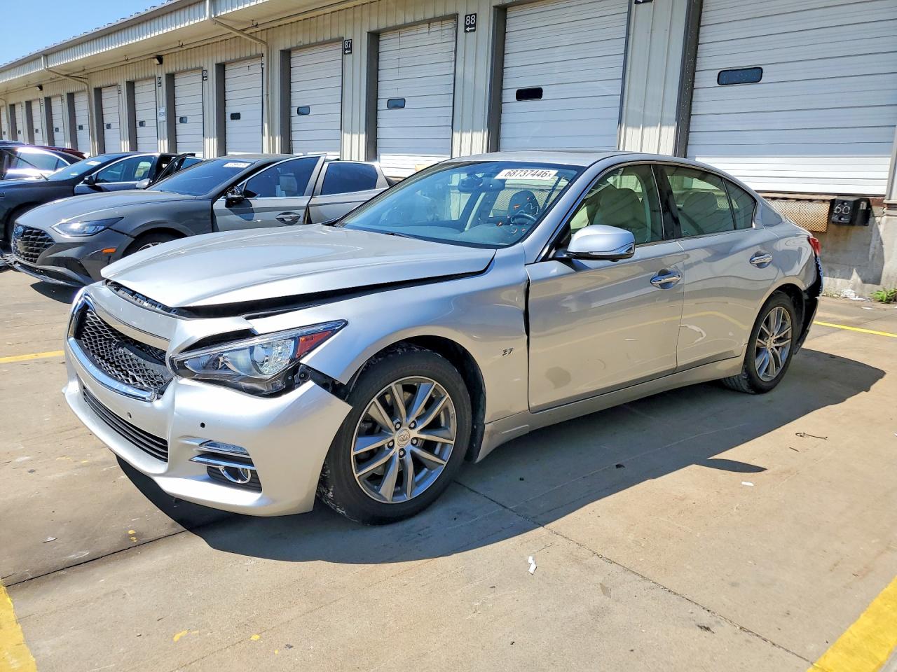 2015 INFINITI Q50