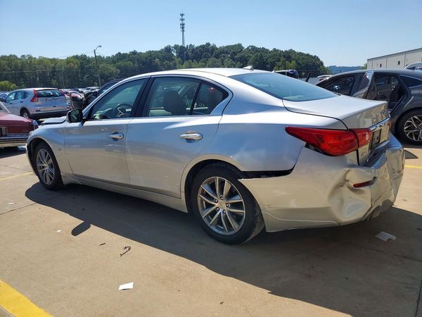 2015 INFINITI Q50