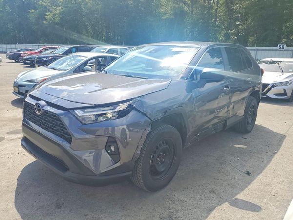2023 TOYOTA RAV4 LE