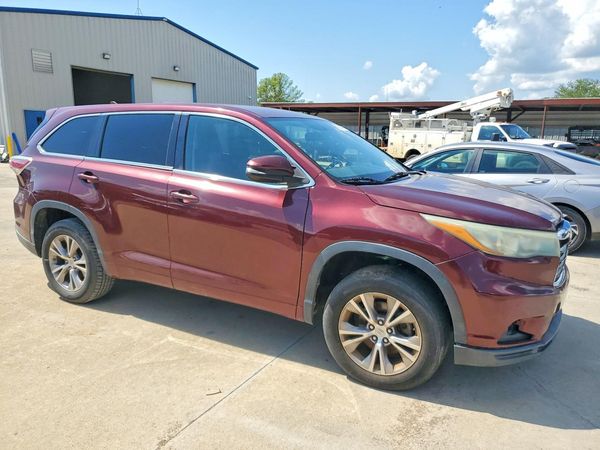 2015 TOYOTA HIGHLANDER Base/Hybrid — Passenger 3/4
