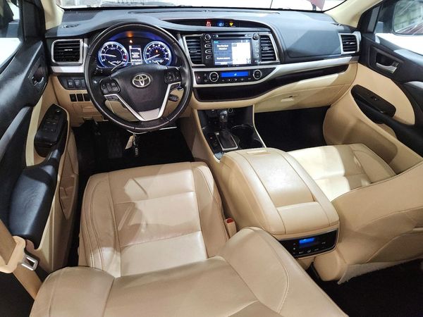 2018 TOYOTA HIGHLANDER SE/XLE — CKPT