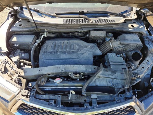 2017 ACURA MDX — Engine bay