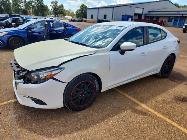 2017 MAZDA 3