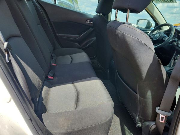 2017 MAZDA 3 Sport