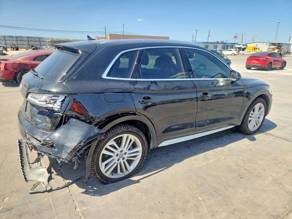 2020 AUDI Q5 quattro Premium Plus