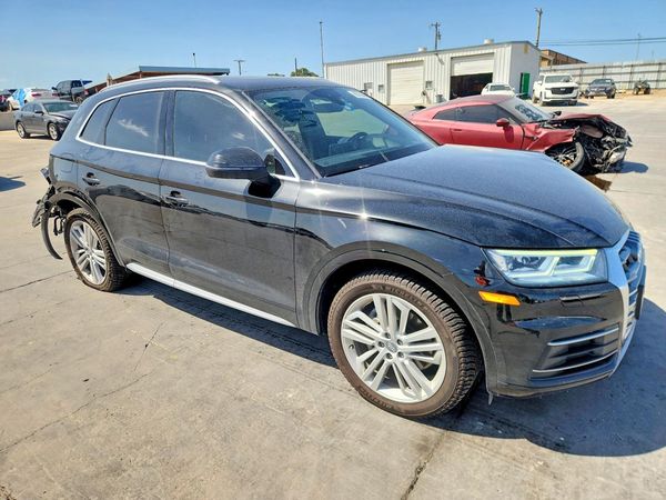 2020 AUDI Q5 quattro Premium Plus