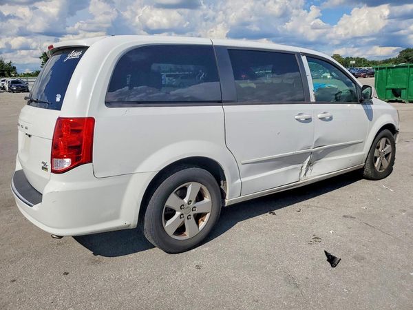 2014 DODGE GRAND CARAVAN R/T