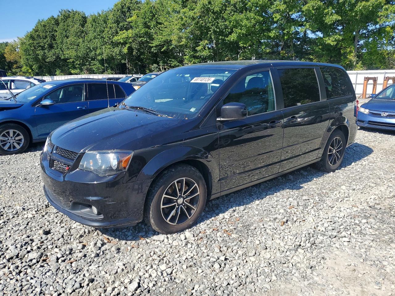 2017 DODGE GRAND CARAVAN — Front 3/4