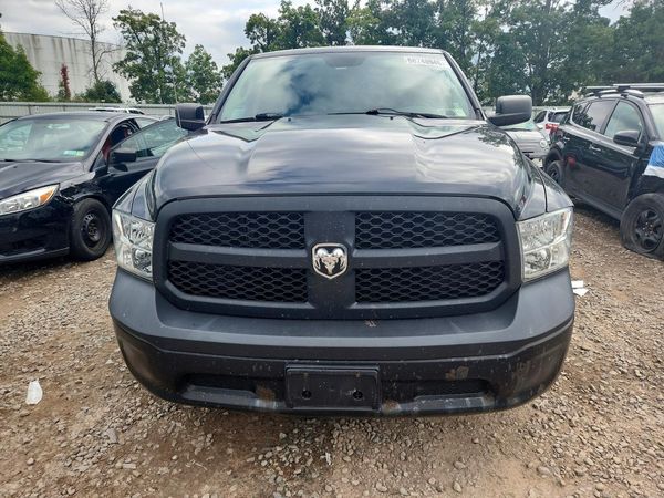 2013 RAM 1500 ST