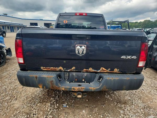 2013 RAM 1500 ST
