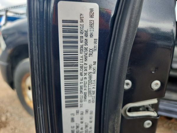 2013 RAM 1500 ST