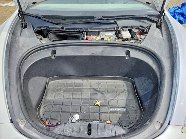 2020 TESLA MODEL 3 — Engine bay
