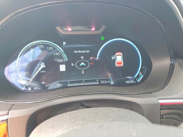 2023 GENESIS GV70