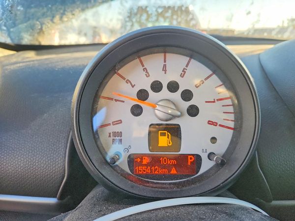2014 MINI COOPER