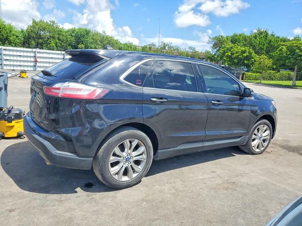 2021 FORD EDGE Titanium