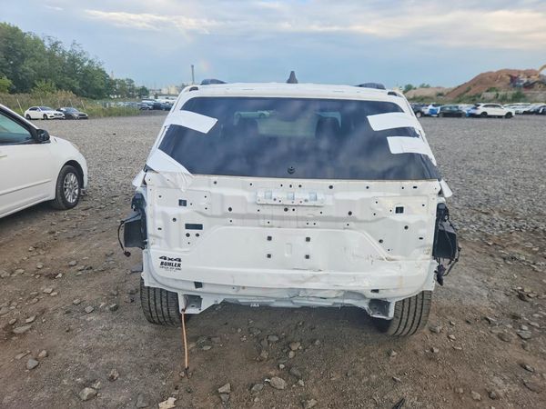 2024 JEEP GRAND CHEROKEE LAREDO 4X4