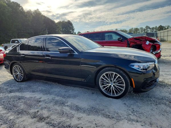 2018 BMW 530 — Passenger 3/4