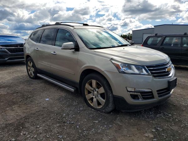 2015 CHEVROLET TRAVERSE LTZ — Passenger 3/4