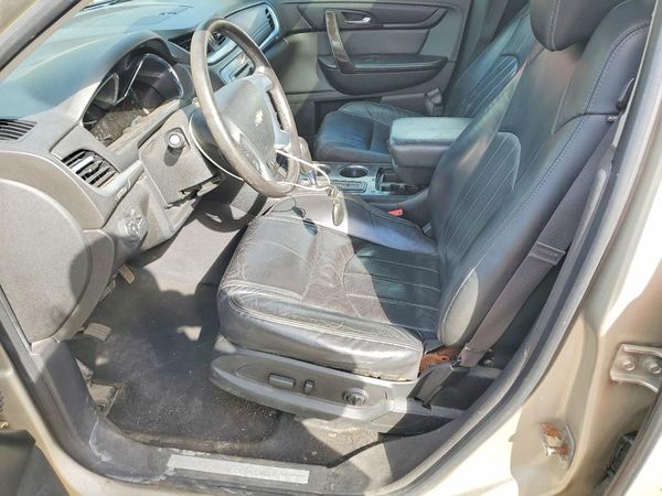 2015 CHEVROLET TRAVERSE LTZ — DENT