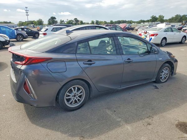 2017 TOYOTA PRIUS Three/Four/Four Adv — PSRA