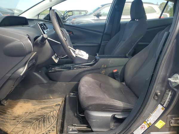 2017 TOYOTA PRIUS Three/Four/Four Adv — DENT