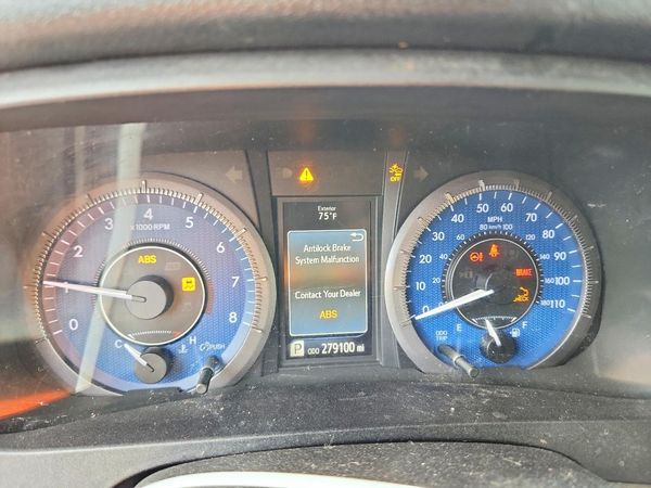 2019 TOYOTA SIENNA L