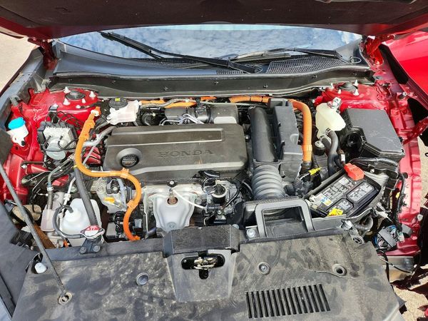 2026 HONDA CRV TrailSport — Engine bay
