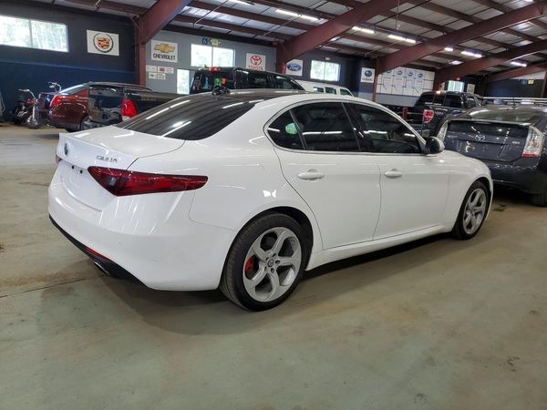 2018 ALFA ROMEO GIULIA AWD