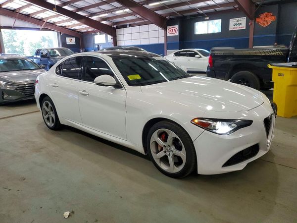 2018 ALFA ROMEO GIULIA AWD