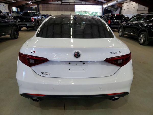 2018 ALFA ROMEO GIULIA AWD