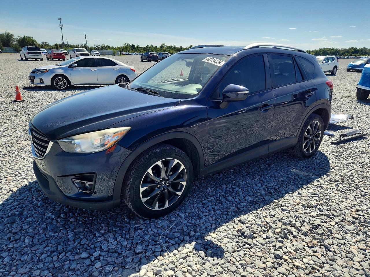 2016 MAZDA CX-5 — Front 3/4