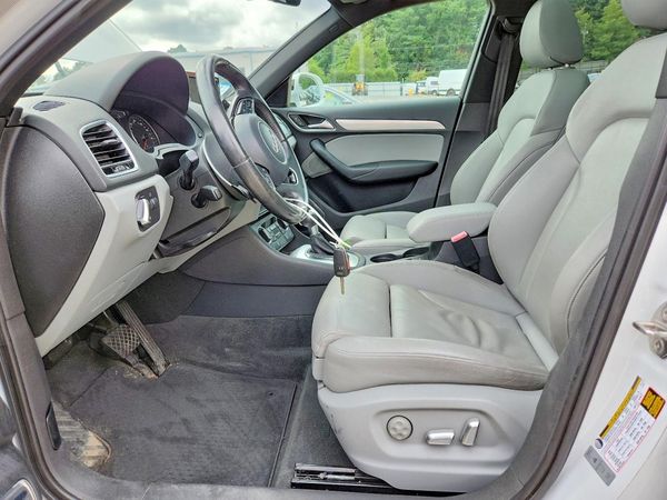 2016 AUDI Q3 — DENT