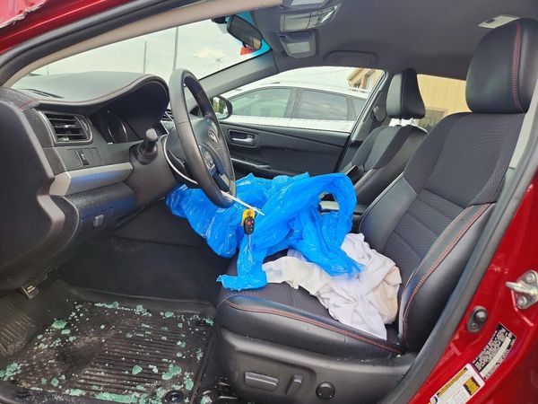 2017 TOYOTA CAMRY LE/SE/XLE/XSE — DENT