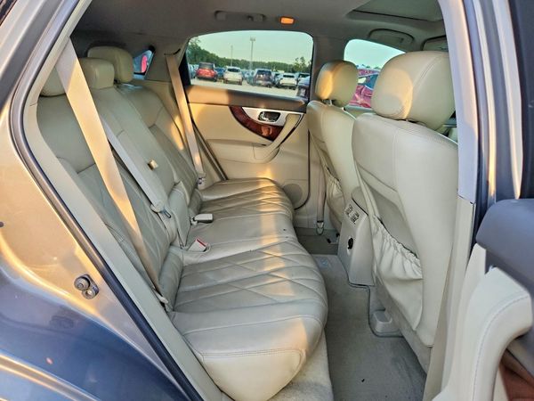 2012 INFINITI FX35