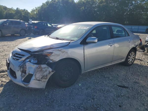 2013 TOYOTA COROLLA