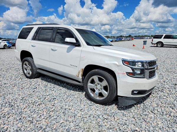 2017 CHEVROLET TAHOE LT — Passenger 3/4