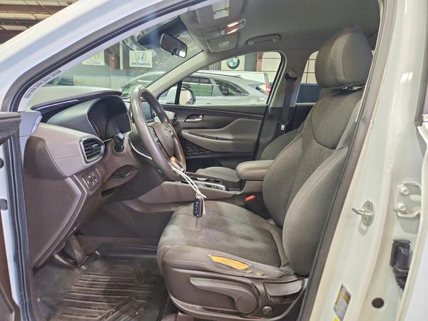 2019 HYUNDAI SANTA FE SE — DENT