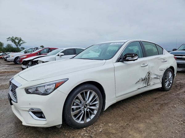 2023 INFINITI Q50 — Front 3/4