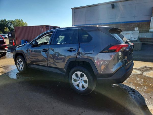 2022 TOYOTA RAV4 LE — DSRA