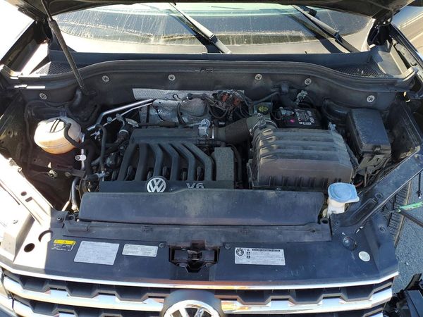 2018 VOLKSWAGEN ATLAS Launch Model