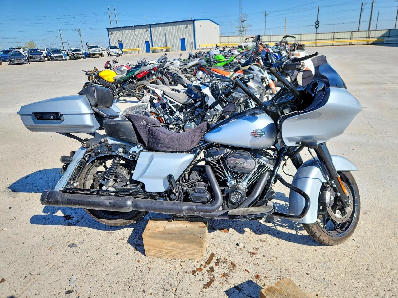 Harley-Davidson FLTRXS