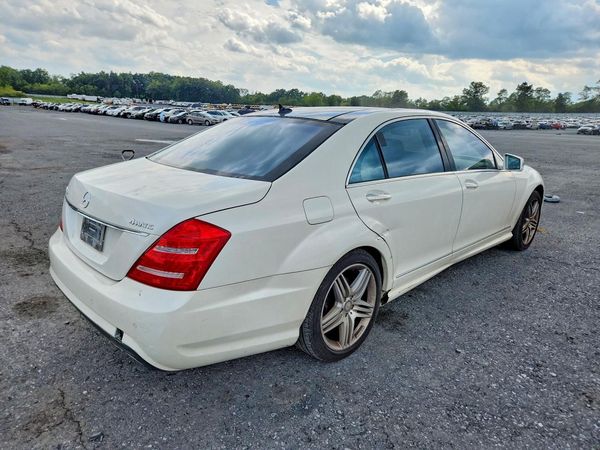 2013 MERCEDES-BENZ S S550V 4-MATIC