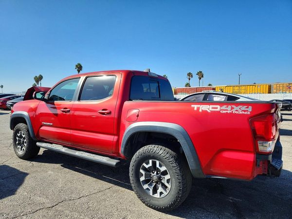 2017 TOYOTA TACOMA