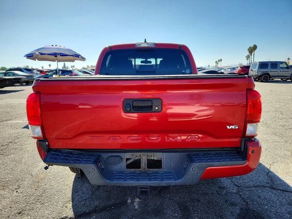 2017 TOYOTA TACOMA